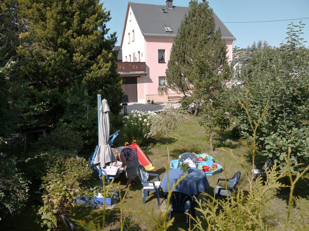 Familien-Ferienwohnung Haustein Konigswalde Exterior photo